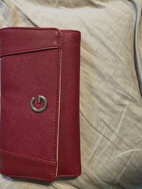 GBG LOS ANGELES(By Guess) Rich Red Women's Wallet